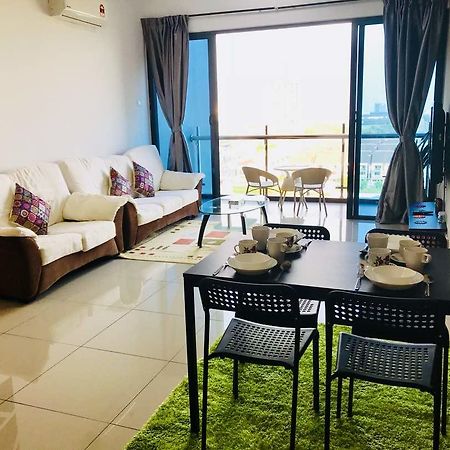 Atlantis Apple Home Melaka Townarea Exterior foto